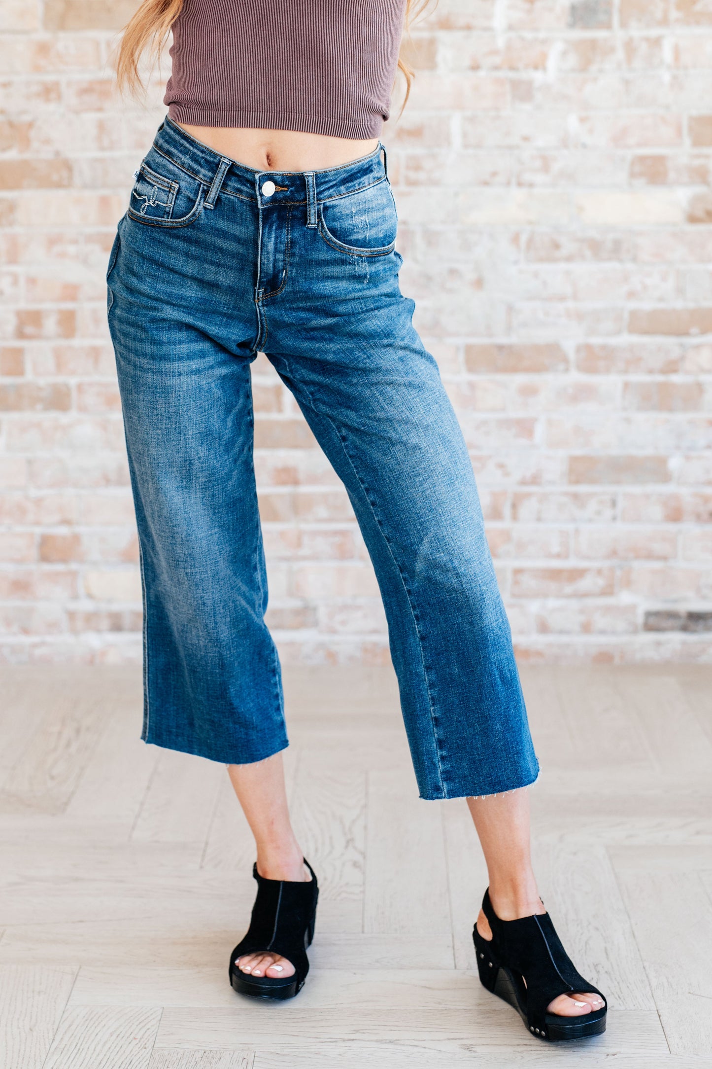 Judy Blue ~ Hayes High Rise Wide Leg Crop Jeans