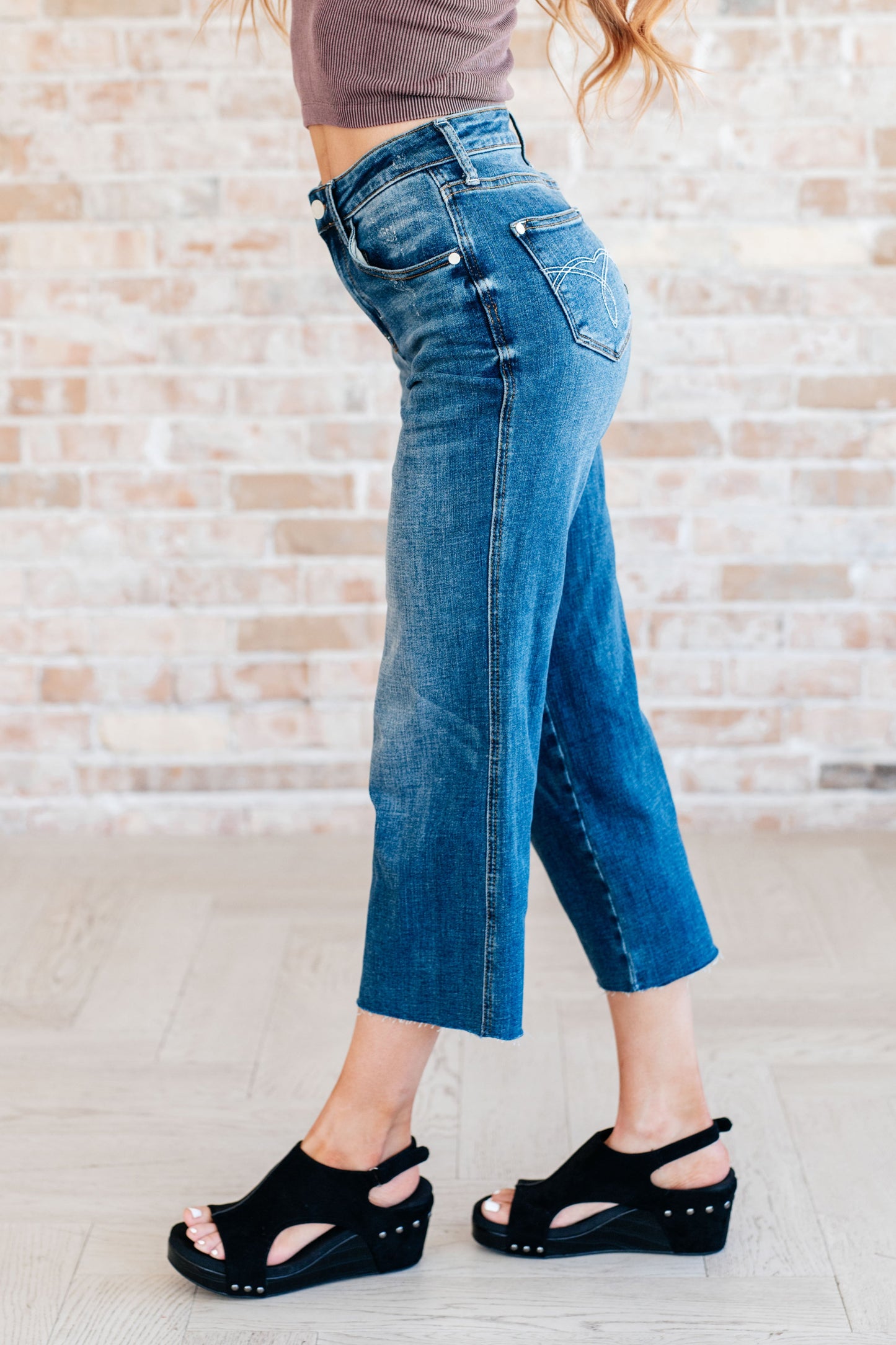 Judy Blue ~ Hayes High Rise Wide Leg Crop Jeans