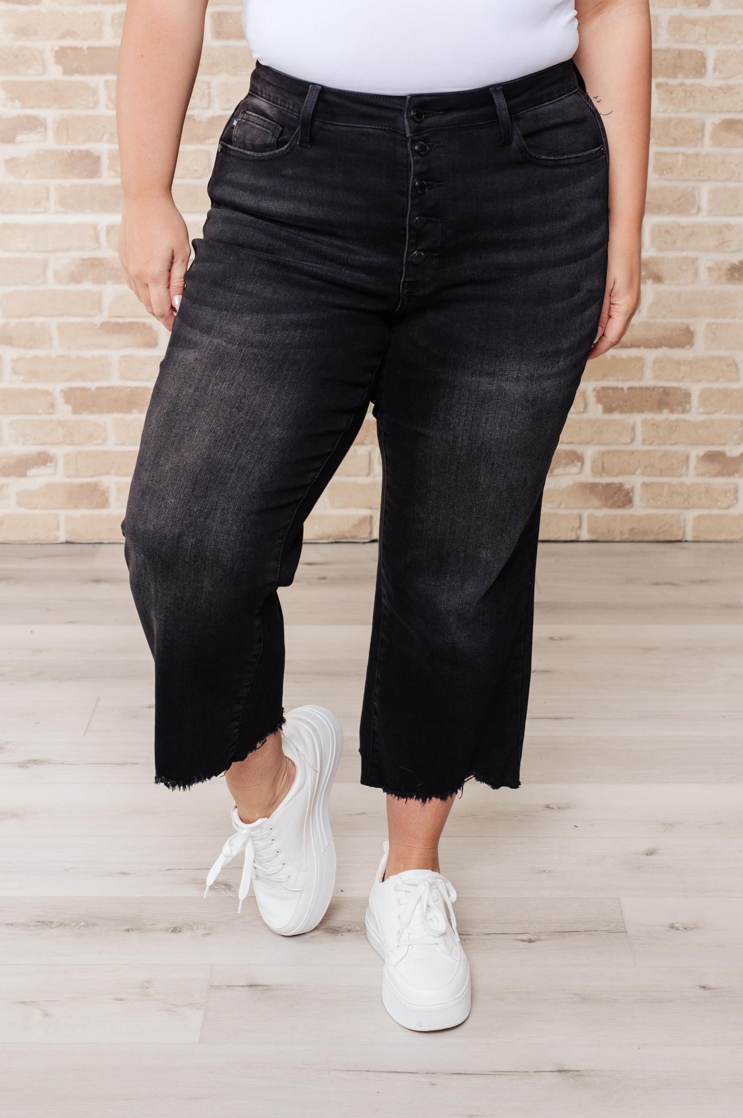 Judy Blue ~ Ryan High Rise Button Fly Wide Leg Crop Jeans