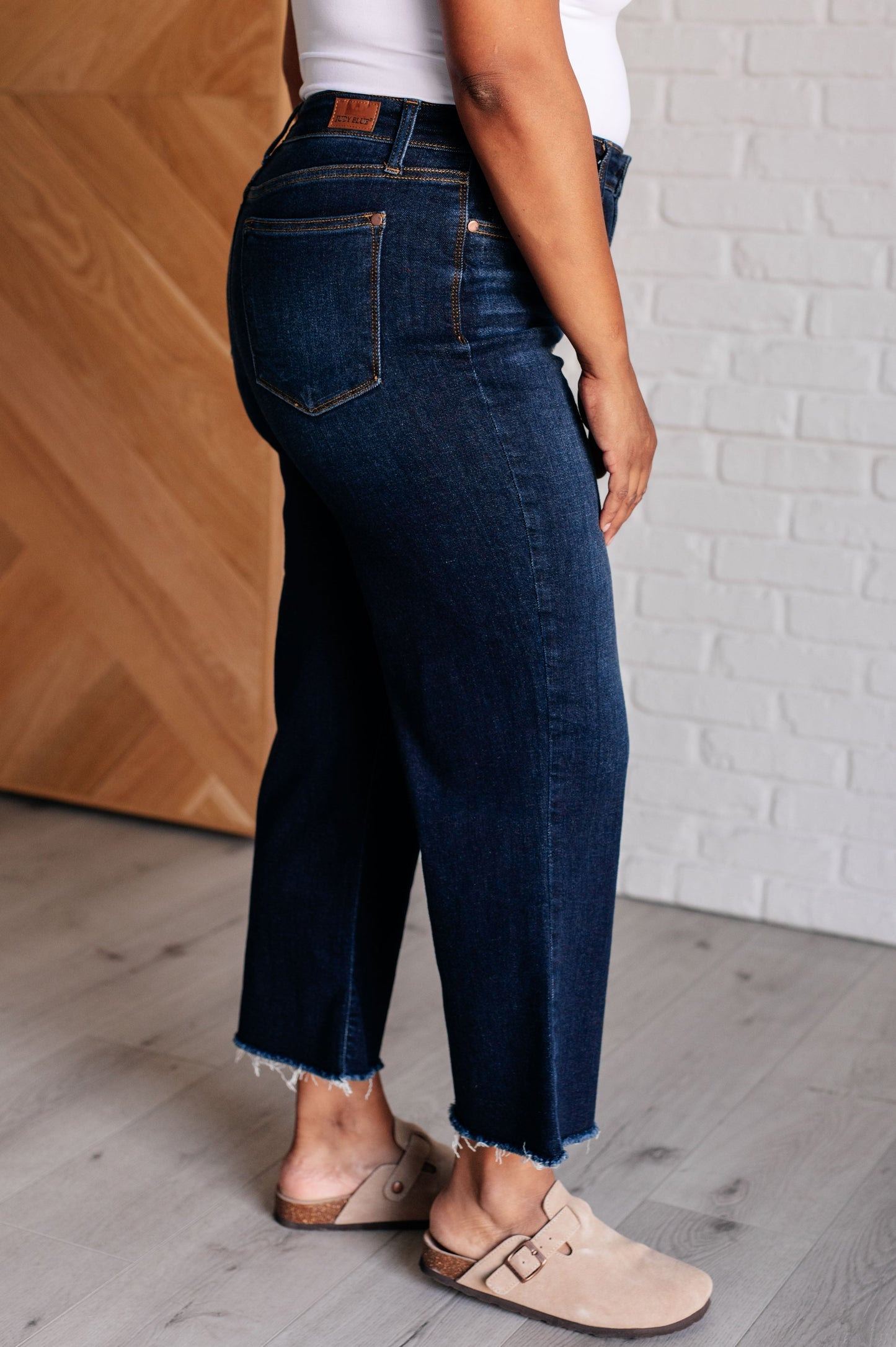 Judy bBlue ~ Madeline High Rise Cropped Wide Leg Jeans