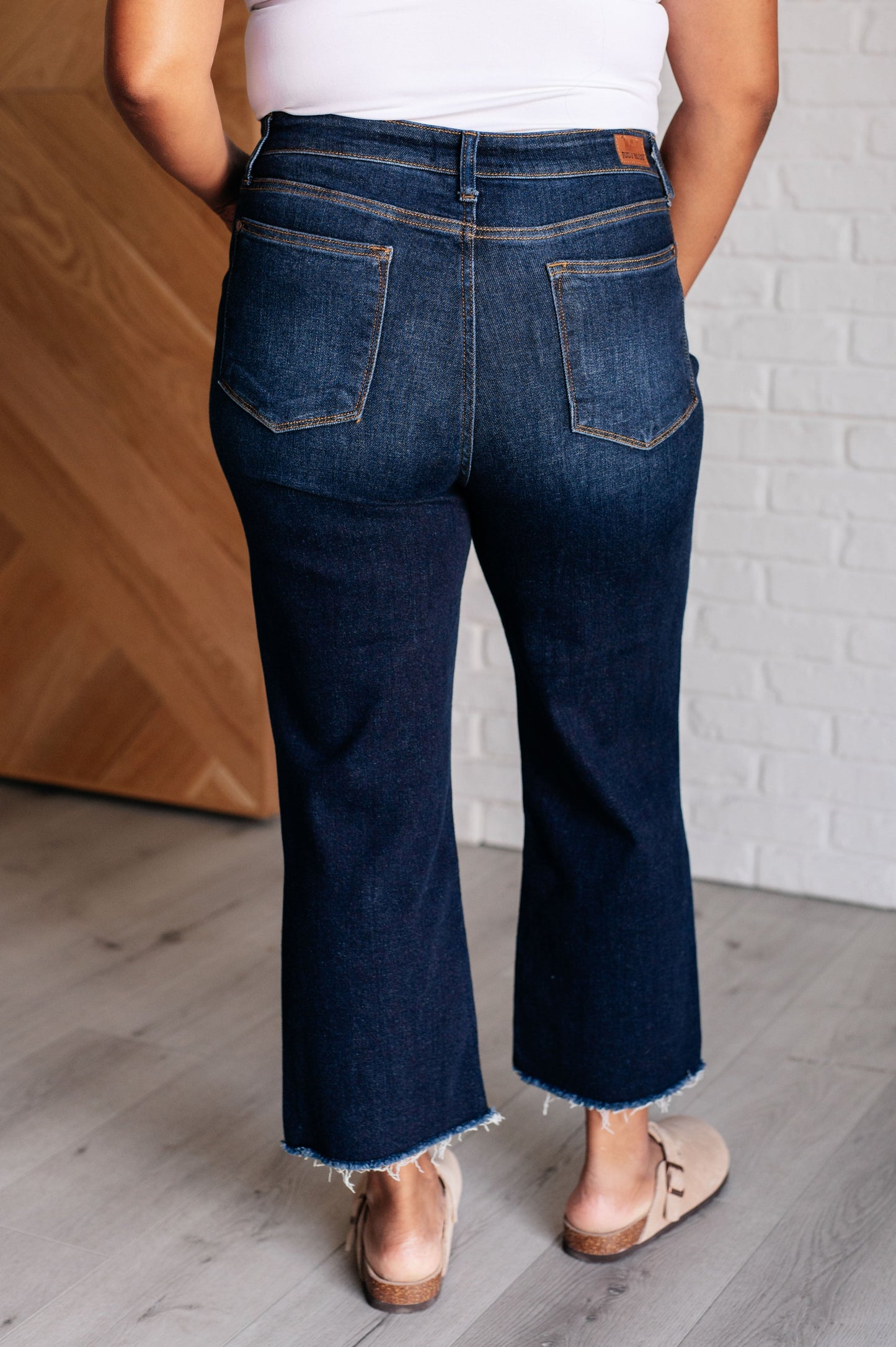 Judy bBlue ~ Madeline High Rise Cropped Wide Leg Jeans