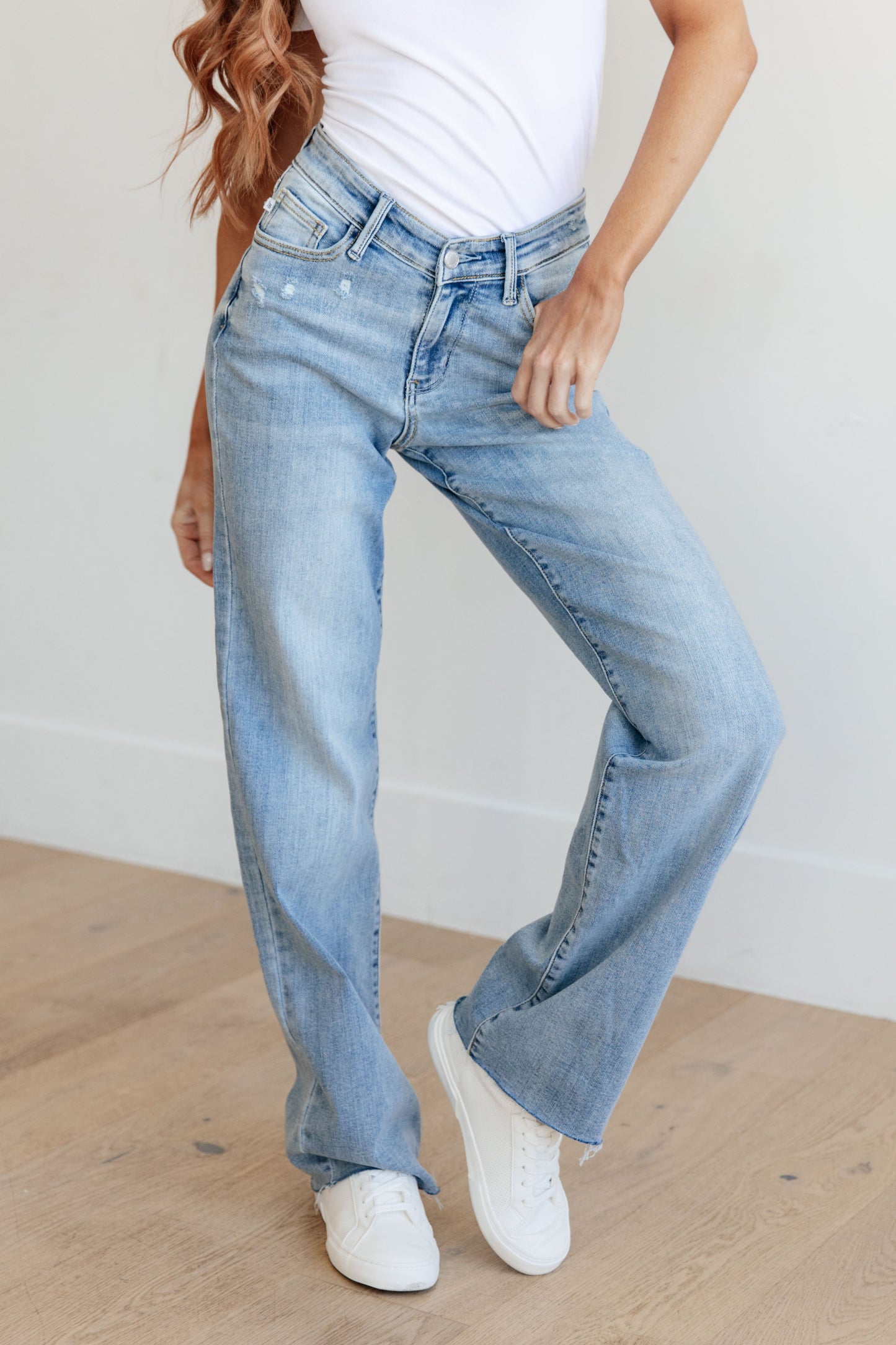 Judy Blue ~ Mildred High Rise V Front Waistband Straight Jeans