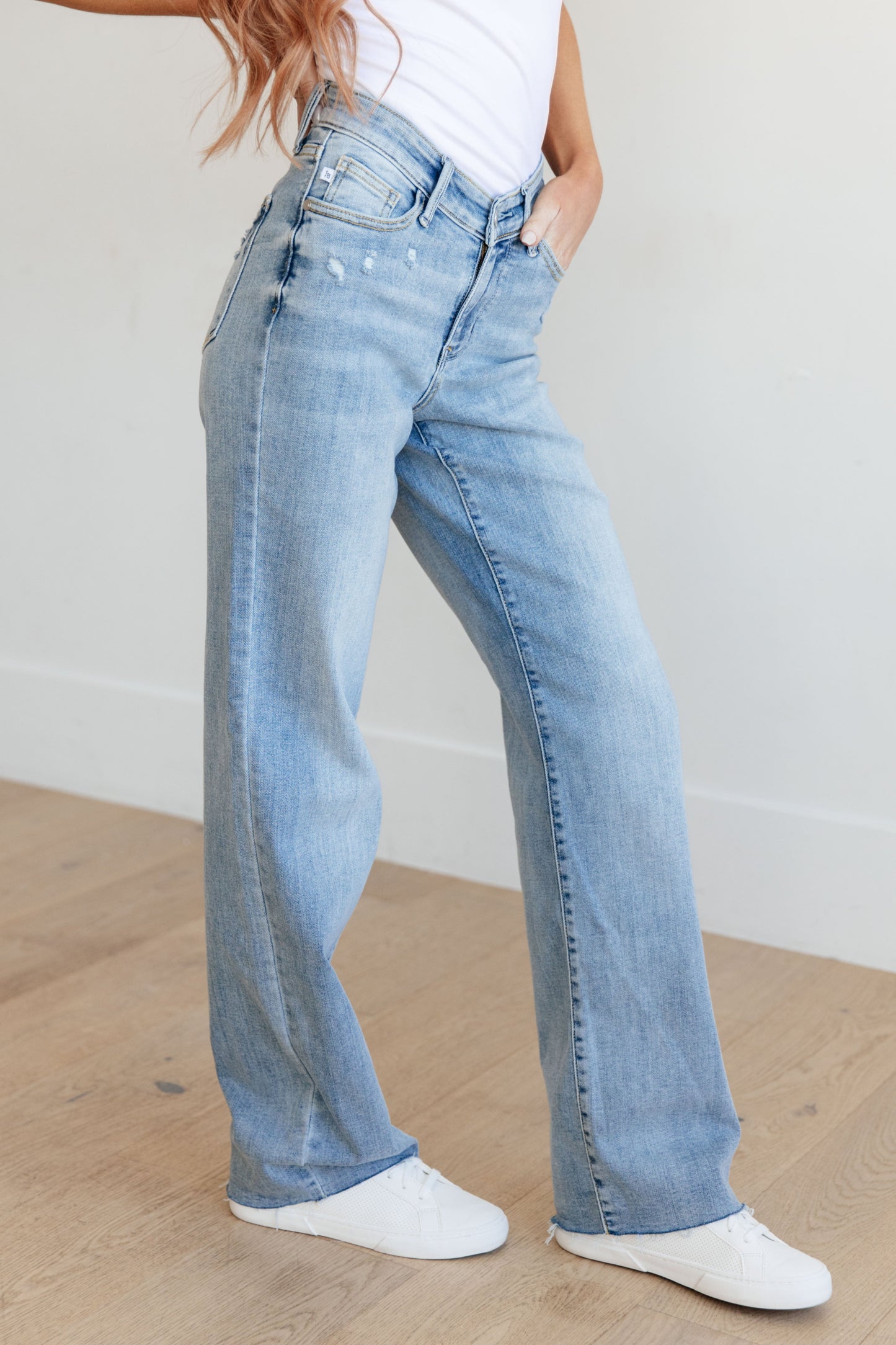 Judy Blue ~ Mildred High Rise V Front Waistband Straight Jeans