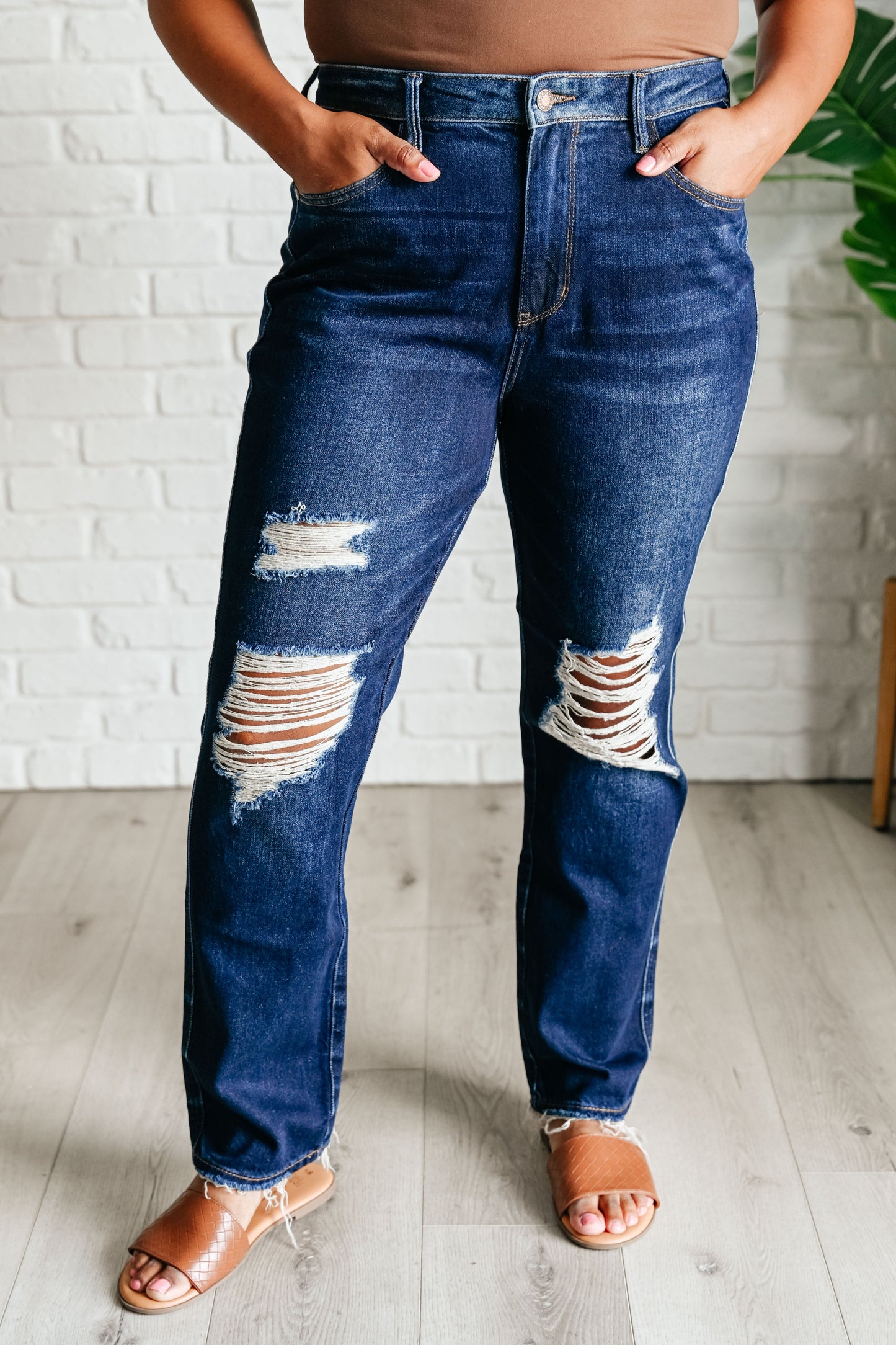 Judy Blue ~ Montana High Rise Rigid Magic Distressed Straight Jeans