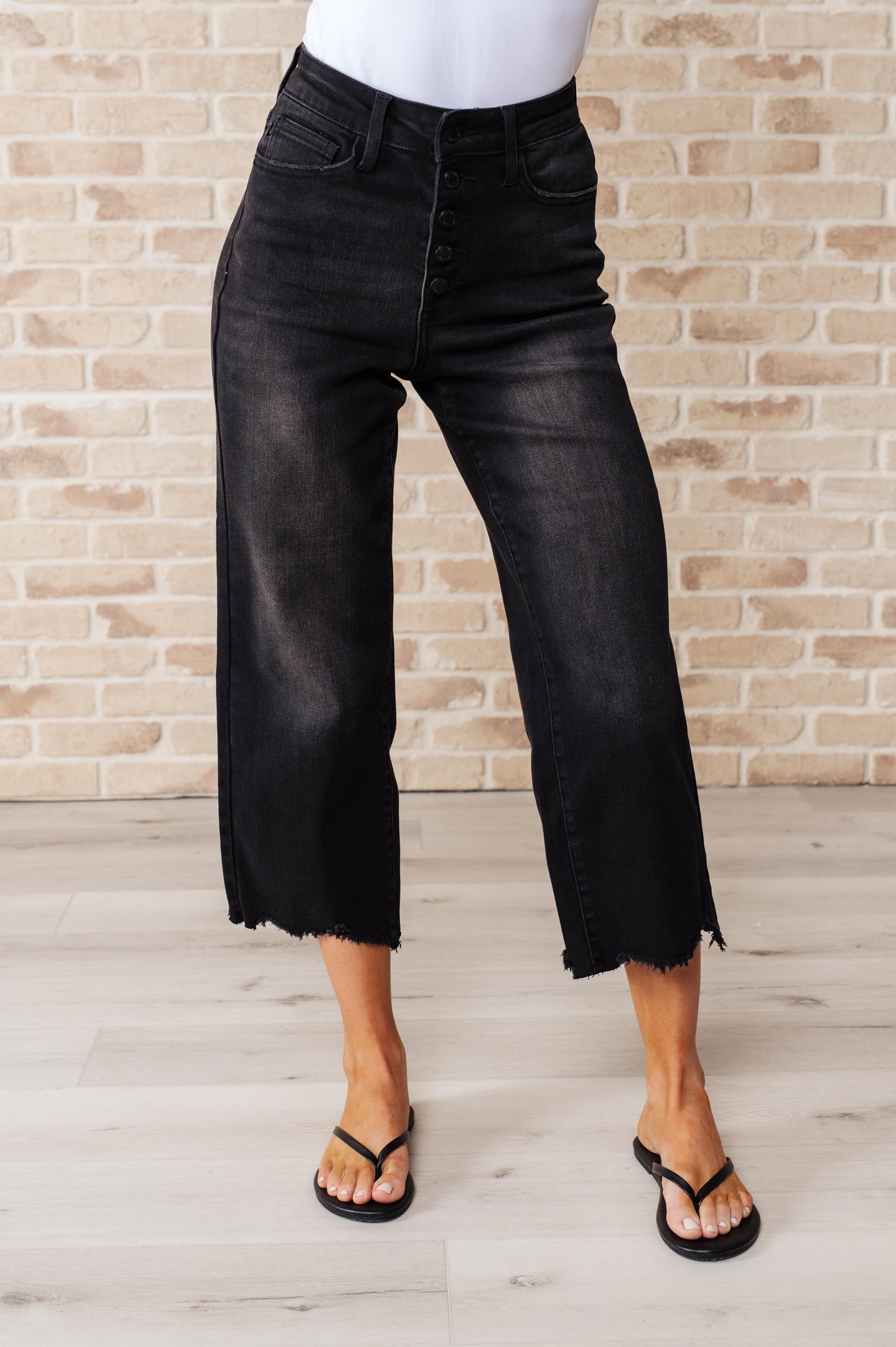 Judy Blue ~ Ryan High Rise Button Fly Wide Leg Crop Jeans