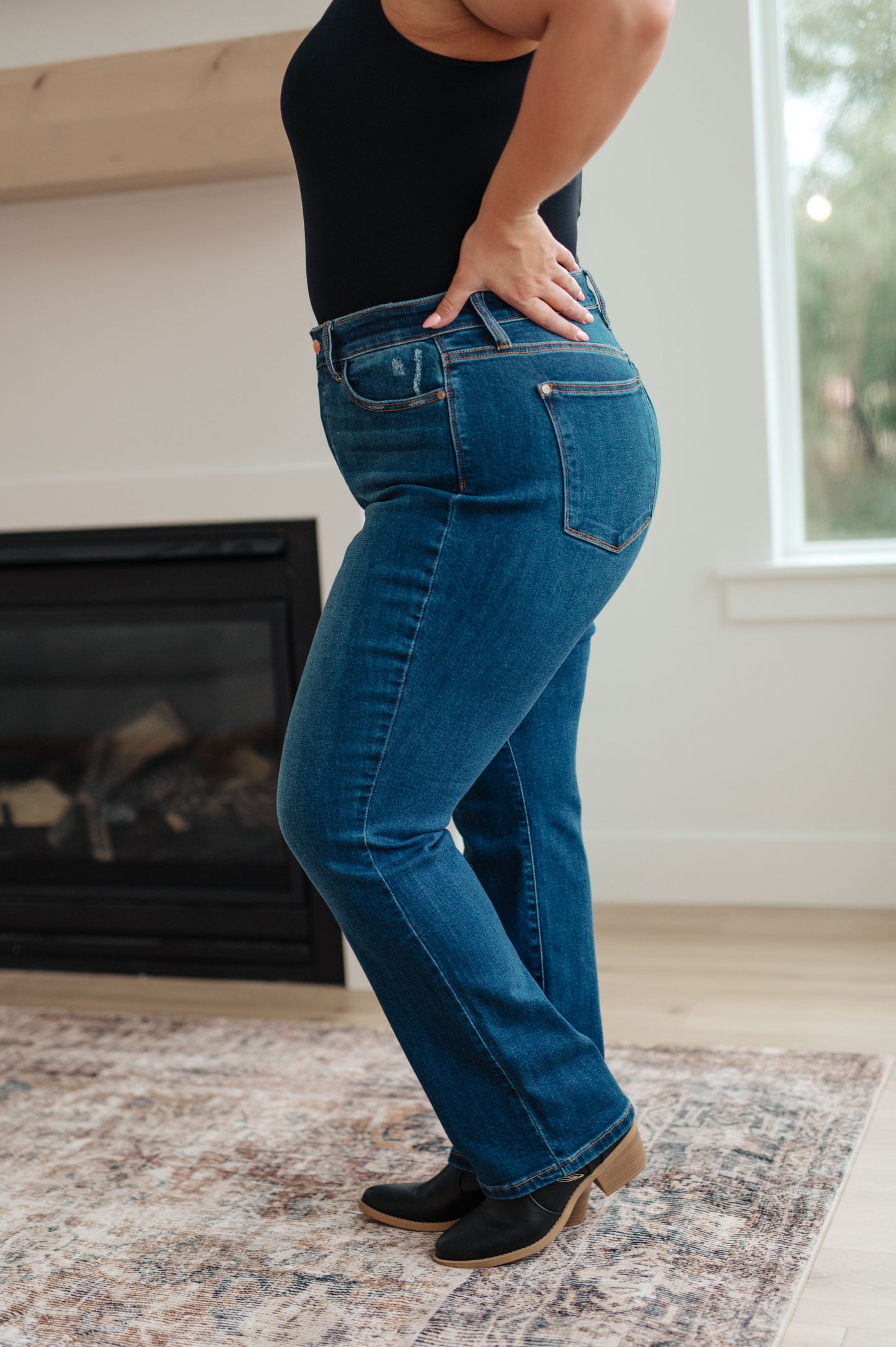 Judy Blue ~ Pippa High Rise Button Fly Dad Jeans